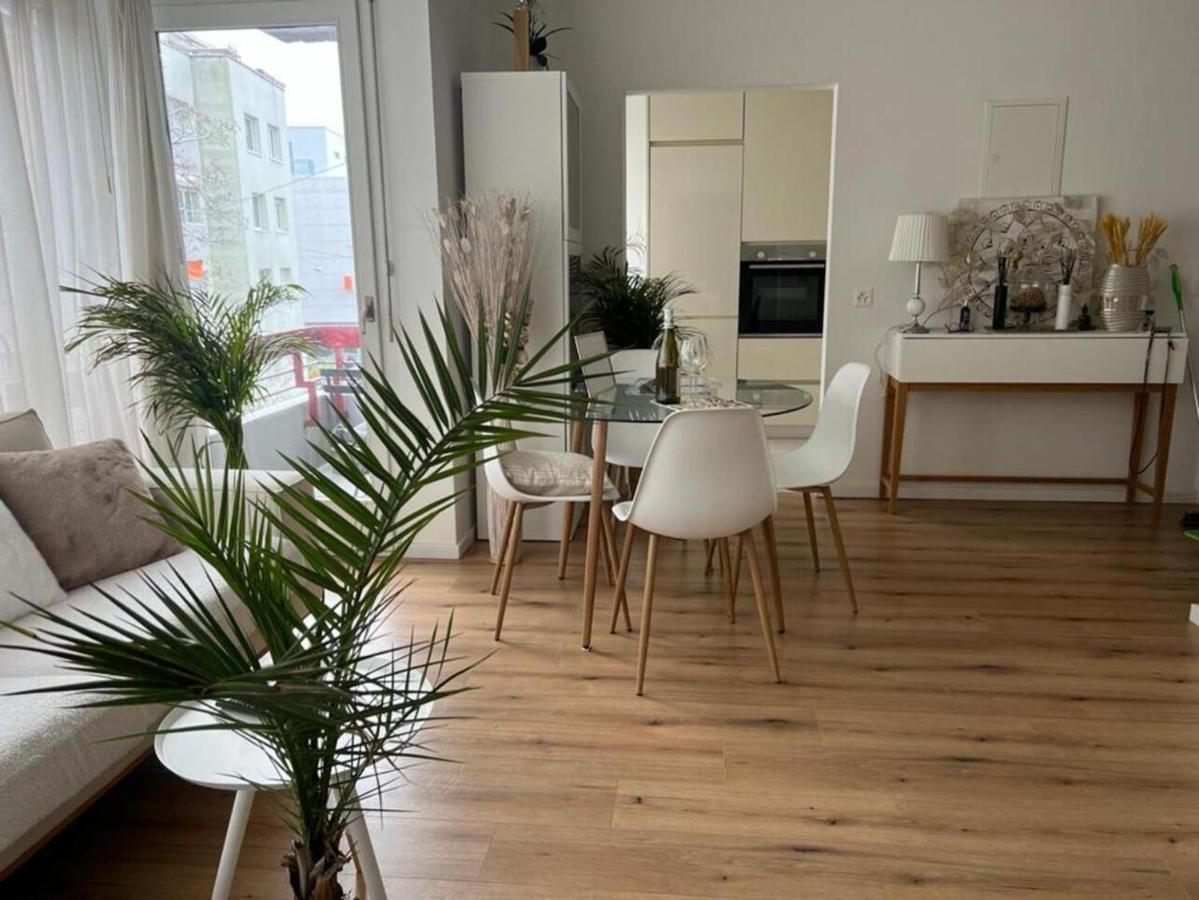 Stylish 1-Bedroom Condo Close To Exhibition Square Basel Exterior foto