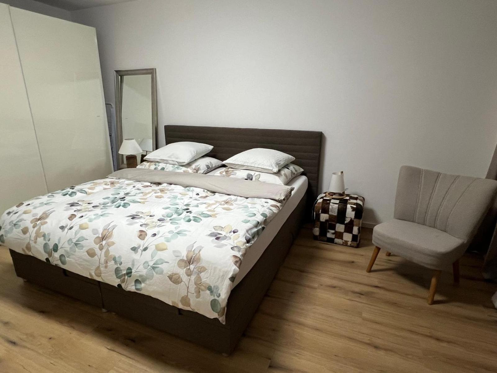 Stylish 1-Bedroom Condo Close To Exhibition Square Basel Exterior foto